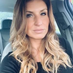 Meet your Posher, Robyn